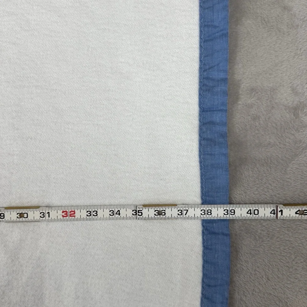 Vtg White Acrylic Blue Trim Applique Embroidery Baby‎ Blanket Floral USA Nursery